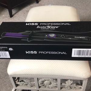 Brand New KISS Professional InstaWave Auto Curler
